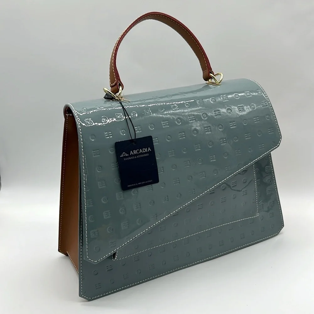 2385- Arcadia Women’s Crossbody Bag Made In Italy Patent Leather NWT - Picture 3 of 14